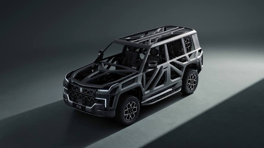 广州295仰望U8硬派越野的科技魅力，国能汽车对传统燃油车市场的冲击